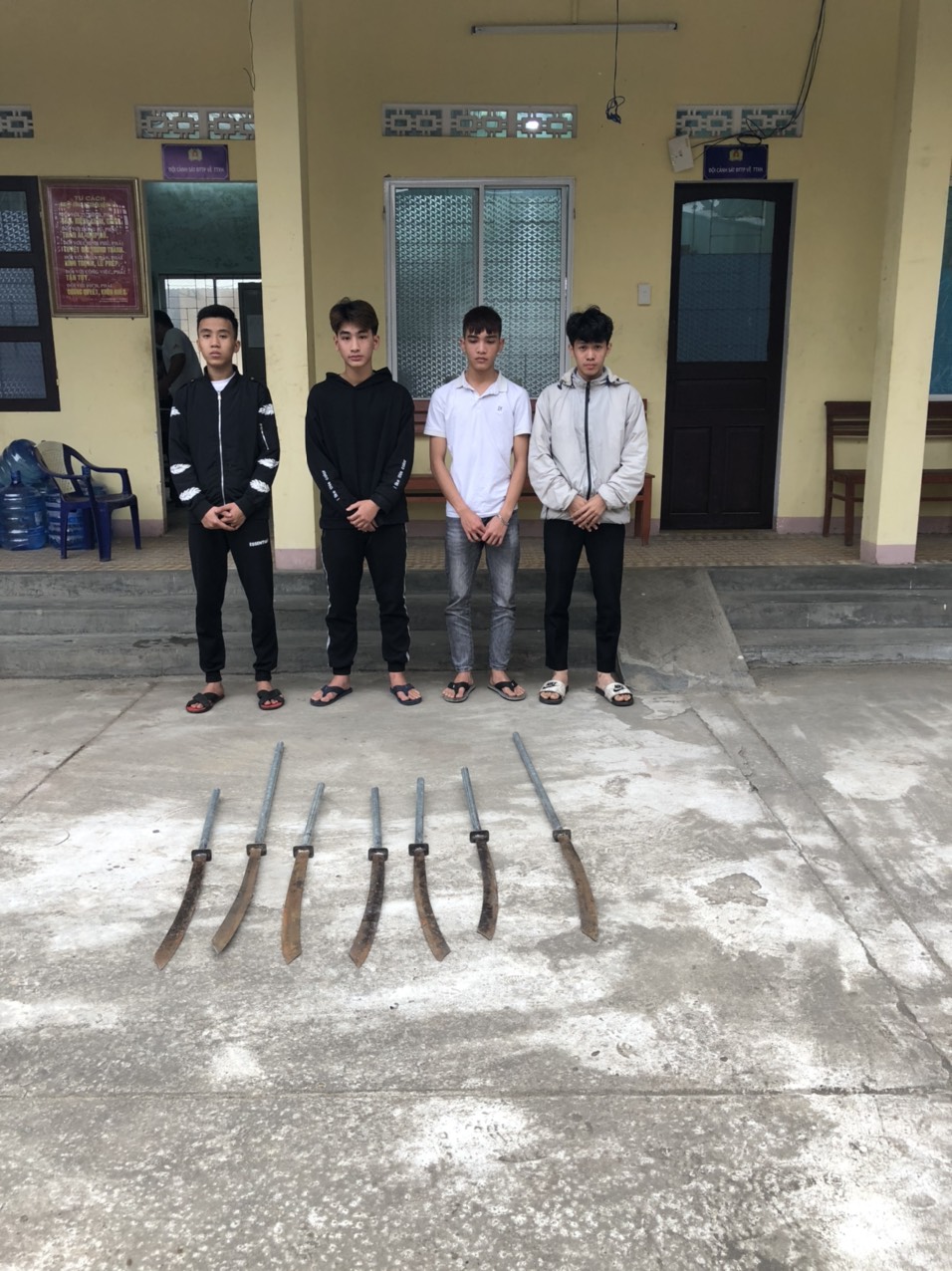 Công an thành phố Quảng Ngãi: Ngăn chặn kịp thời nhóm thanh niên chuẩn bị hung khí chém nhau