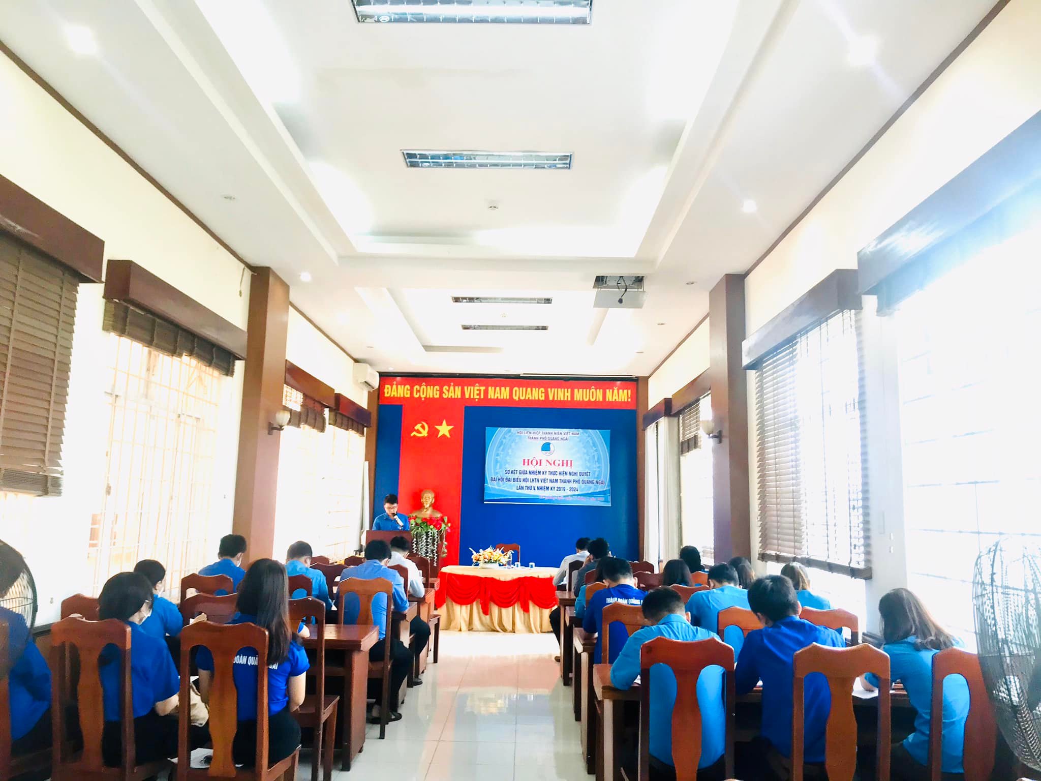 Hội nghị sơ kết giữa nhiệm kỳ Đại hội Đại biểu Hội LHTN Việt Nam thành phố Quảng Ngãi lần thứ V