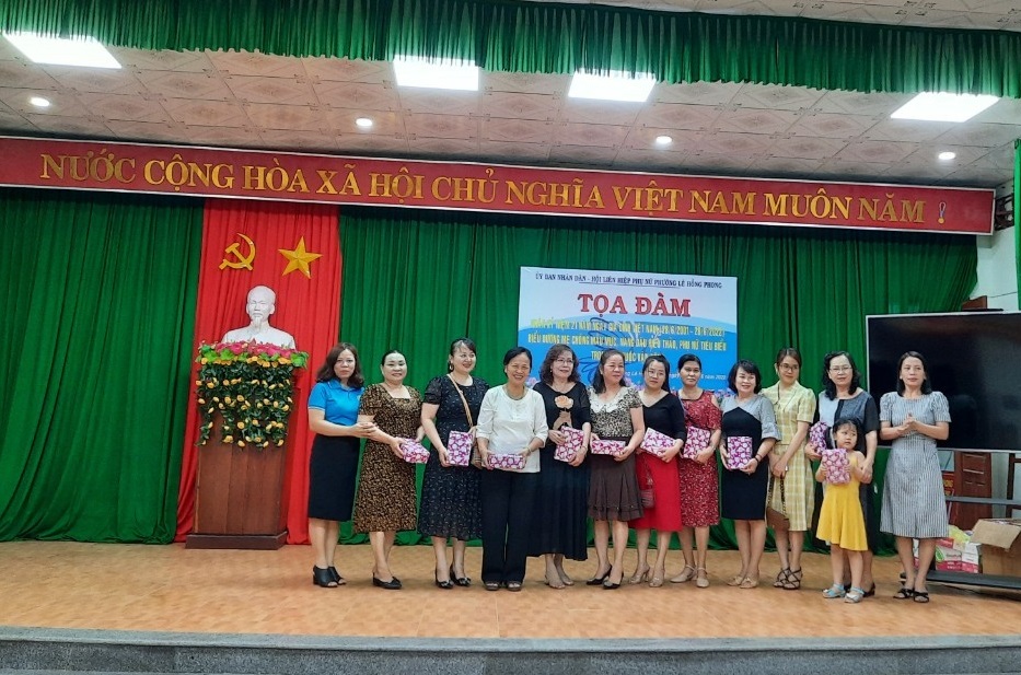 Các cấp Hội phụ nữ thành phố tổ chức nhiều hoạt động thiết thực nhân ngày Gia đình Việt Nam 28/6