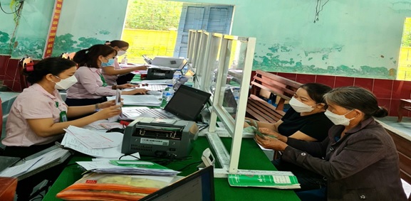 Chi nhánh Ngân hàng chính sách xã hội tỉnh Quảng Ngãi tiếp tục phát huy hiệu quả mô hình giao dịch xã tại địa bàn thành phố