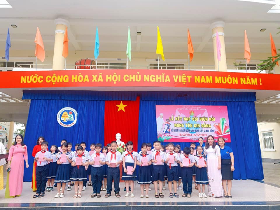 THÀNH PHỐ QUẢNG NGÃI - Đồng loạt tổ chức Sinh hoạt chuyên đề “Tưởng niệm 80 năm ngày hy sinh của Anh hùng liệt sĩ Kim Đồng” tại các Liên đội toàn thành phố