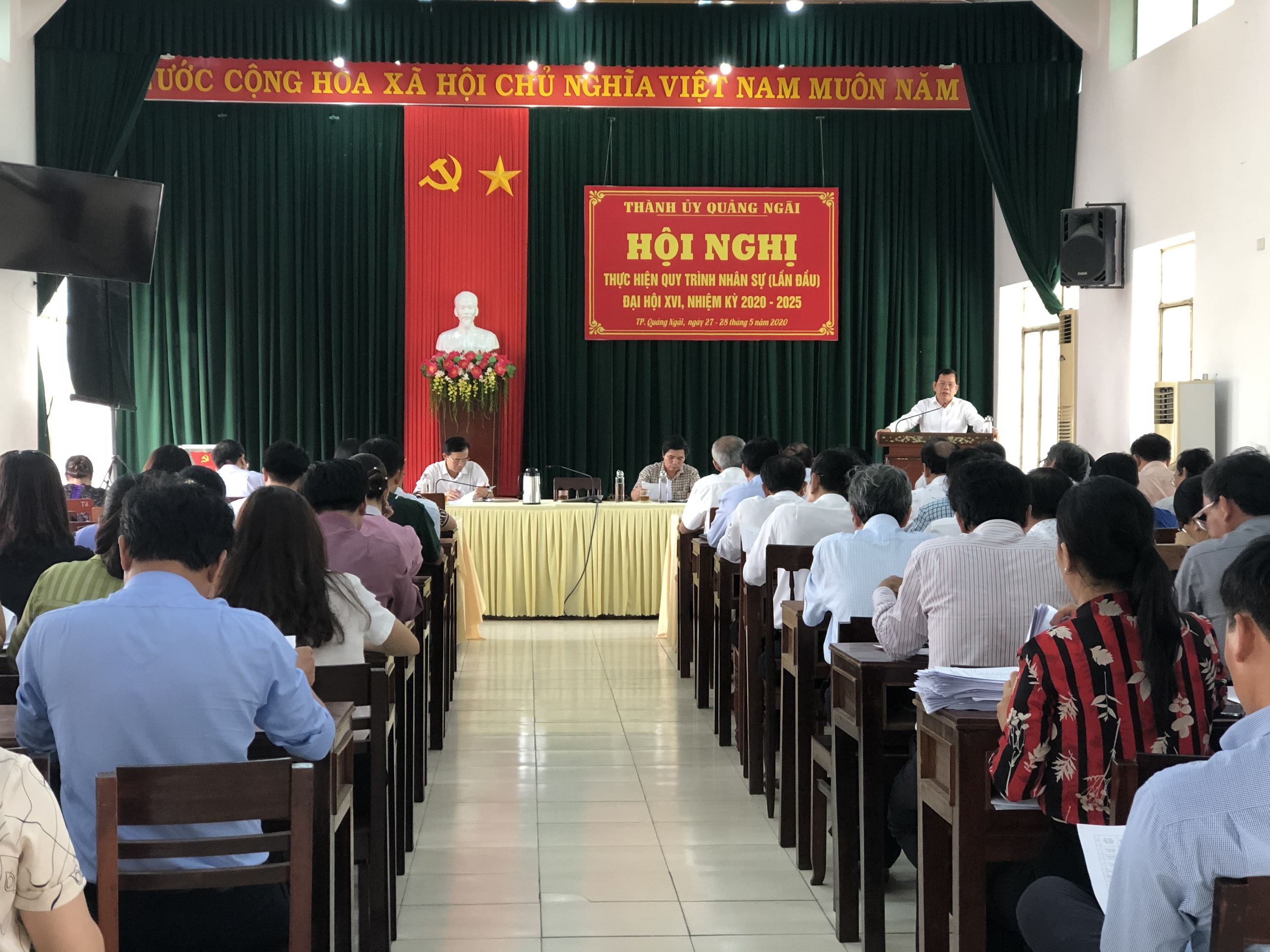 Thành ủy Quảng Ngãi tiếp tục thực hiện các quy trình về công tác nhân sự Đại hội đại biểu Đảng bộ thành phố Quảng Ngãi lần thứ XVI, nhiệm kỳ 2020 - 2025.